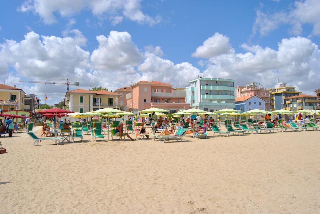 Hotel Vistamare Viserba Rímini Exterior foto